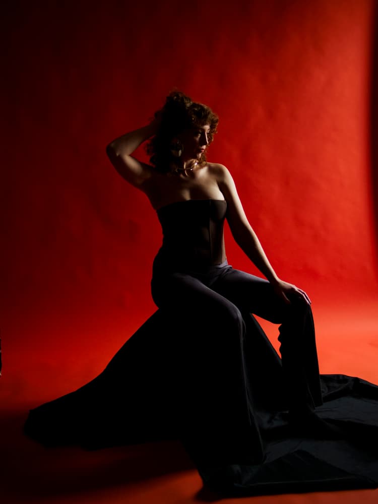 Eve Essex by Alice Plati Eve Essex by Alice Plati