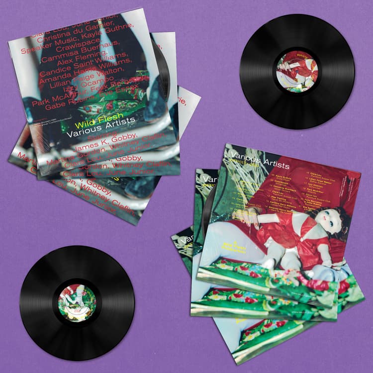 Photography: Tamio Shiraishi. Art Direction + Design: Satomi. Photography: Tamio Shiraishi. Art Direction + Design: Satomi.